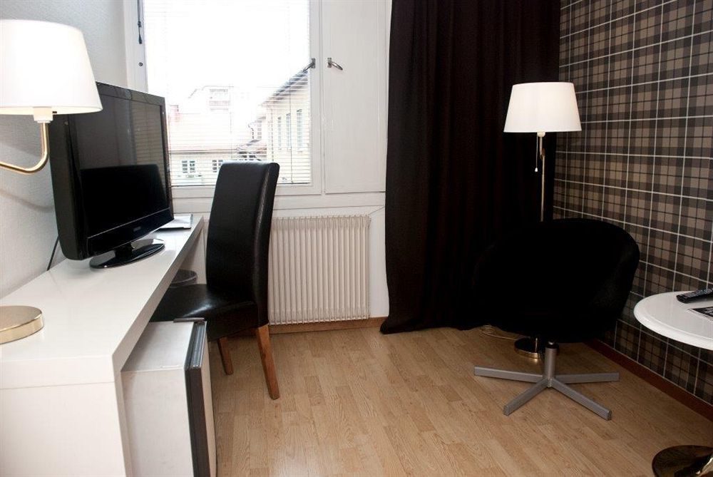 Hotell Vaesteras Buitenkant foto